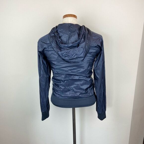 Aritzia Tna Sportswear Hooded Windbreaker Jacket - Picture 5 of 7